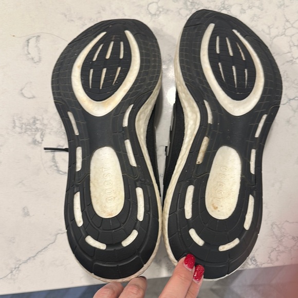 Adidas Black and White Running Shoes sz 10.5 - Picture 4 of 7